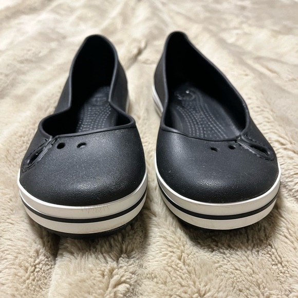 Prima Crocs size 6 - Picture 3 of 9
